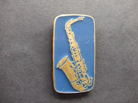 Saxofoon blaasinstrument goudkleurig